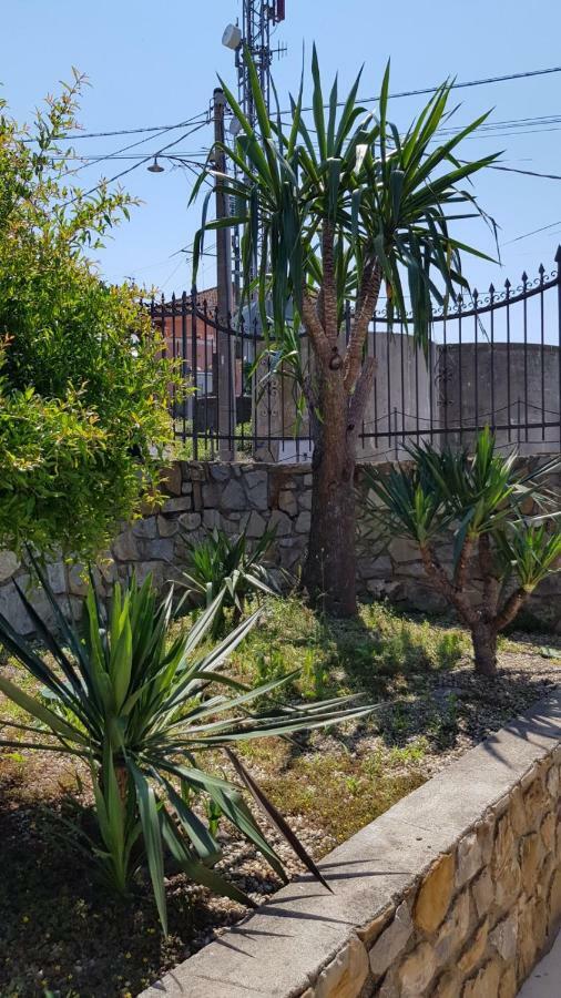 Piccola Casa Con Giardino Βίλα Σαν Ρέμο Εξωτερικό φωτογραφία