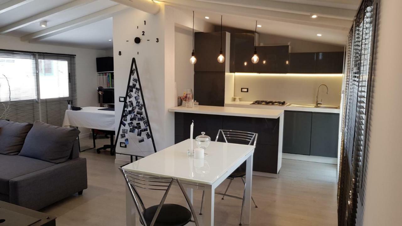 Piccola Casa Con Giardino Βίλα Σαν Ρέμο Εξωτερικό φωτογραφία